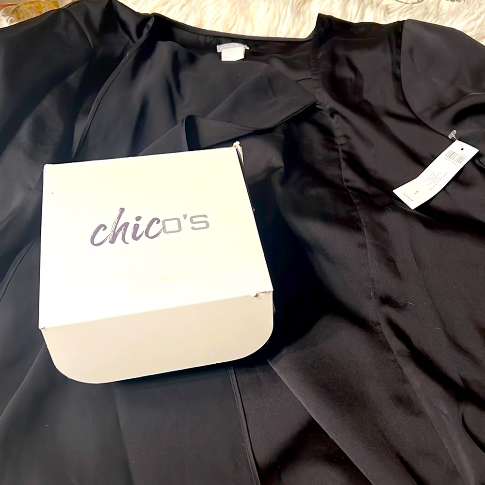 New black size 1 with box brand Chico’s